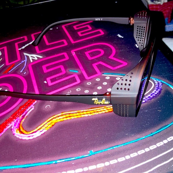 New design from Ray-ban - Picture 3 of 3